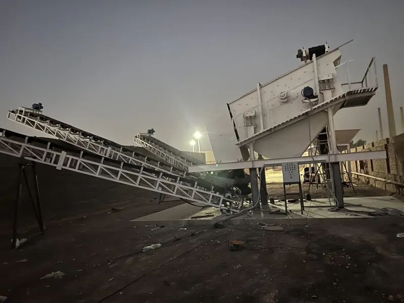 Screen and conveyors on a crushing line